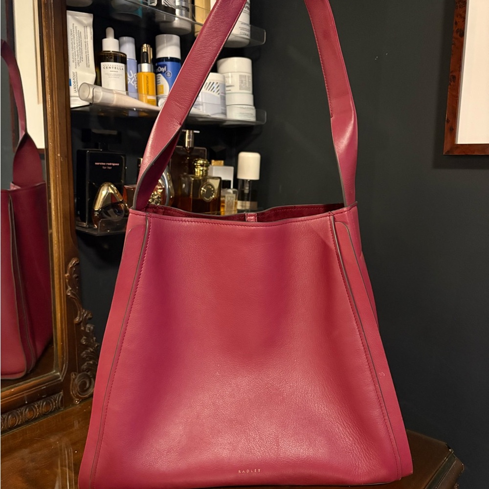 RADLEY LONDON Maroon Leather Shoulder Bag